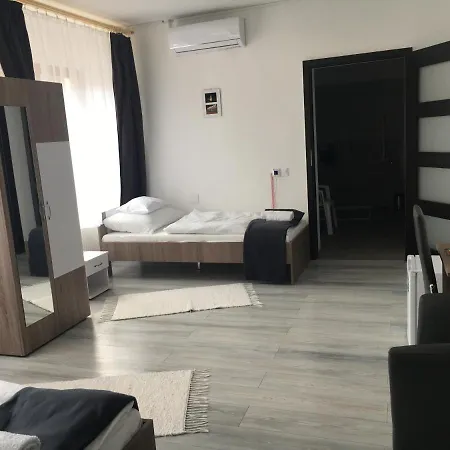 Kereszturi Vendeghaz 3*