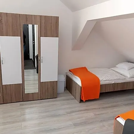 Kereszturi Vendeghaz Bed & Breakfast 3*