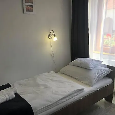 Kereszturi Vendeghaz Bed & Breakfast 3*